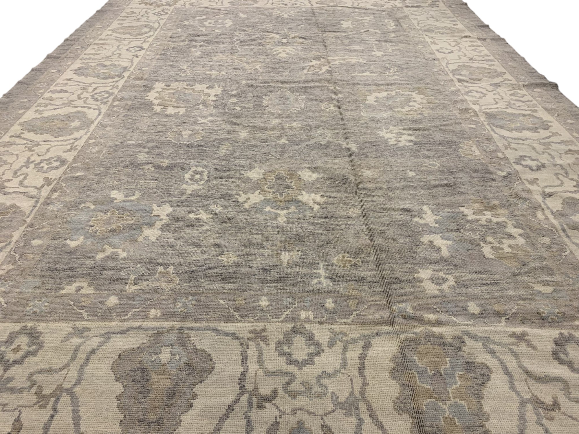OUSHAK / TURKEY Togar Rugs